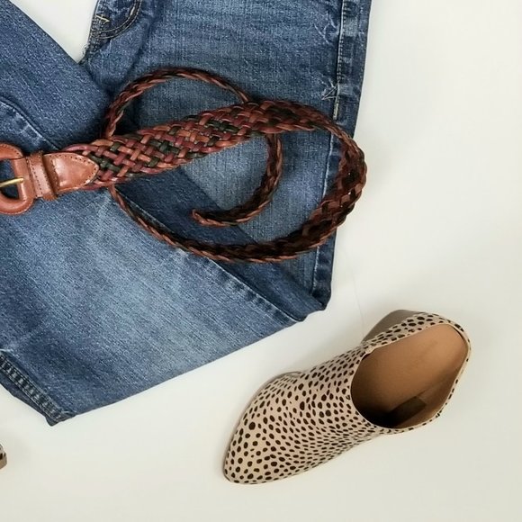 FIND THESE BEAUTIES & SO MUCH MORE IN MY CLOSET! - Picture 4 of 5